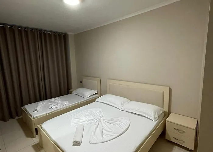 Romina's アパート Lezhë