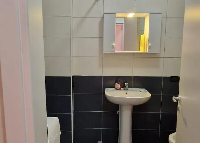 アパート Romina's Lezhë